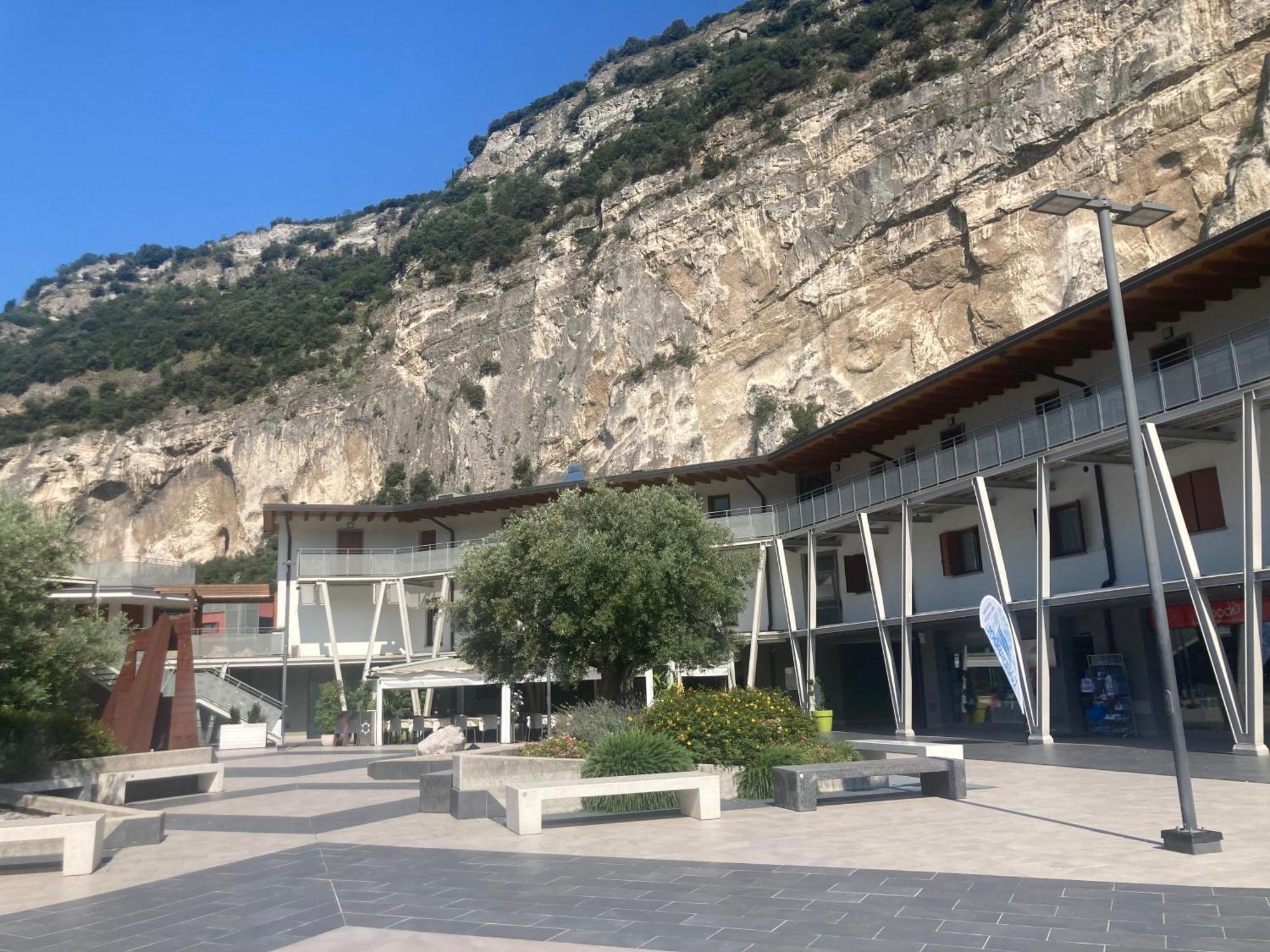 Outdooredo Garda Torbole Torbole Sul Garda Екстериор снимка